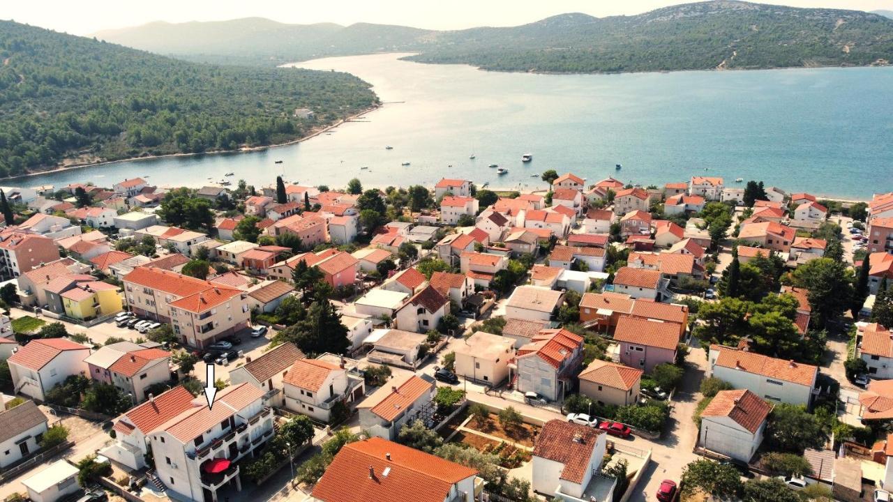 Apartments Katarina Pirovac Dış mekan fotoğraf