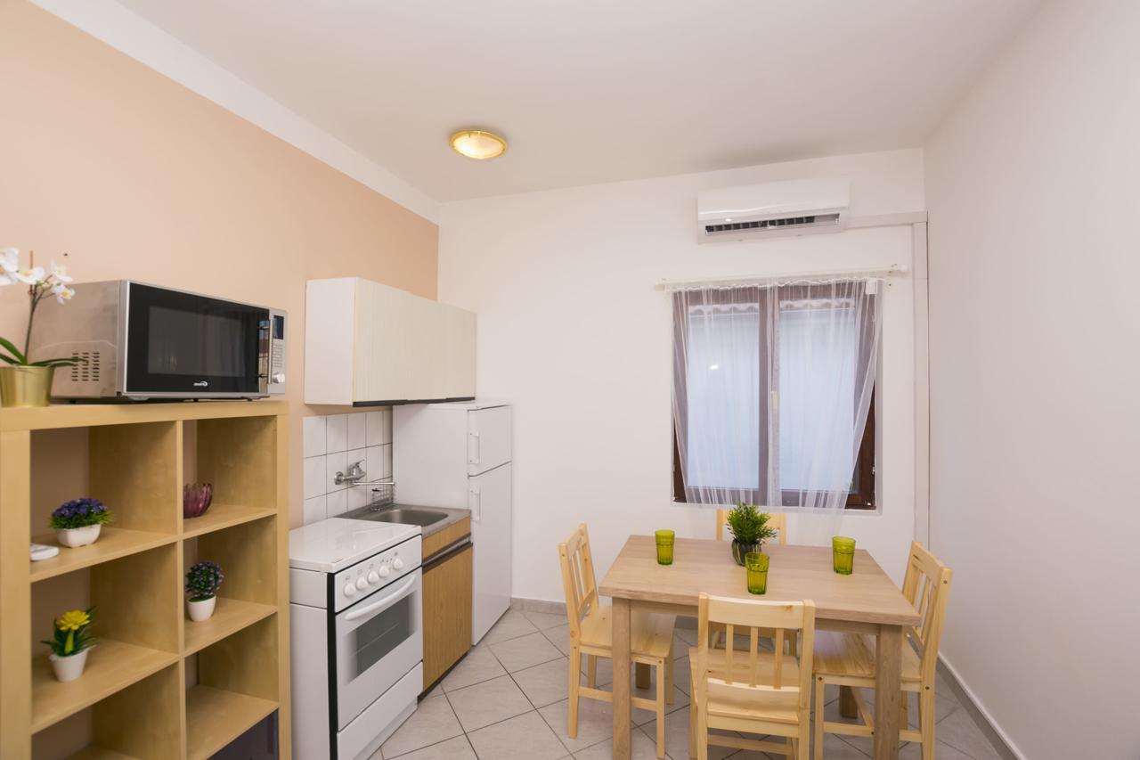 Apartments Katarina Pirovac Dış mekan fotoğraf