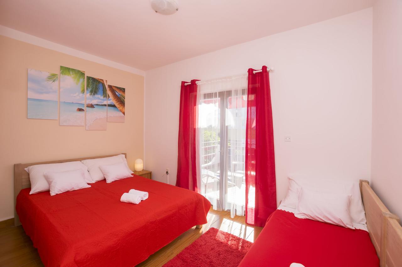 Apartments Katarina Pirovac Dış mekan fotoğraf