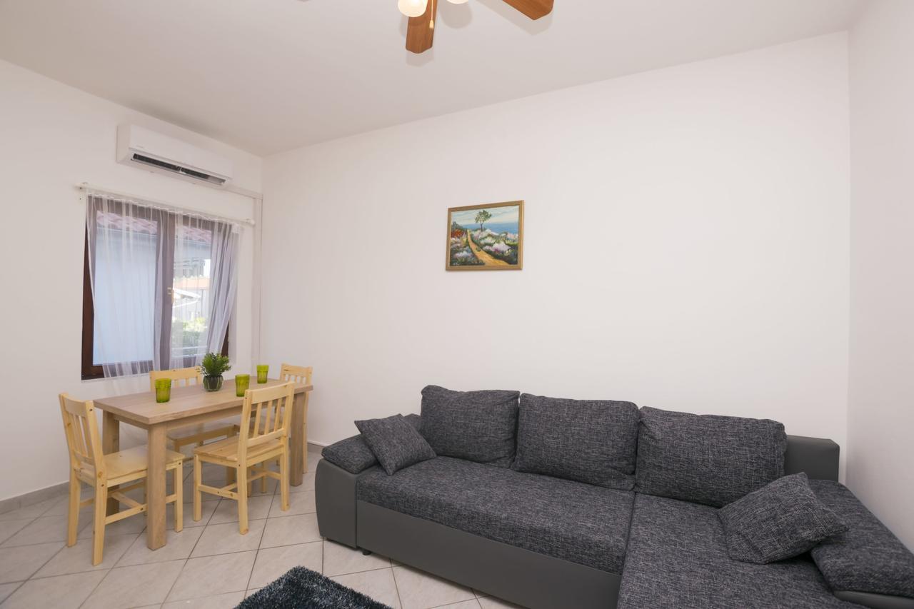 Apartments Katarina Pirovac Dış mekan fotoğraf